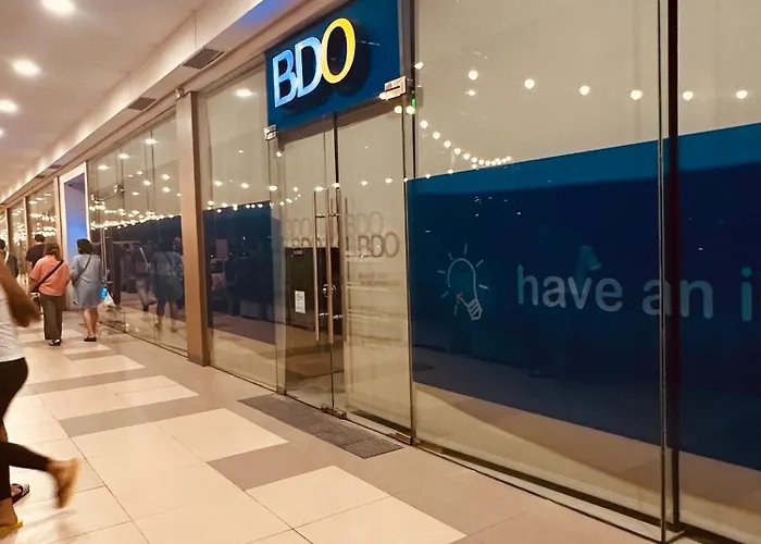 1br With Balcony & Parking At Moa Shore3 公寓式飯店